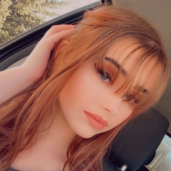 Meet your Posher, Haley - Picture 1 of 1